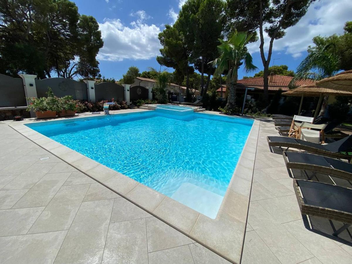 Villa Aquamarina Pavoncella Rossa ポルト・ピノ エクステリア 写真
