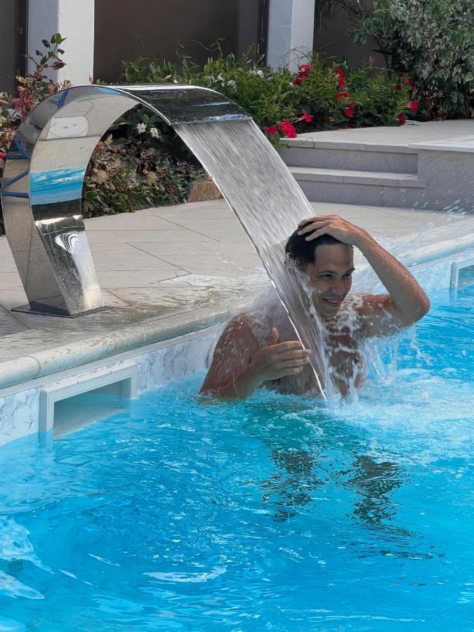 Villa Aquamarina Pavoncella Rossa ポルト・ピノ エクステリア 写真